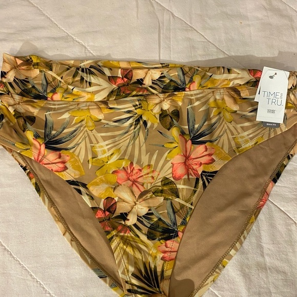 Time and Tru High Waist Bikini Bottom 1X (16W-18W) (FR) - Picture 10 of 11